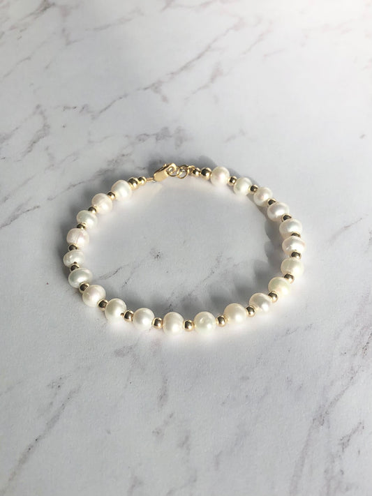 Pearl Alternate Bracelet