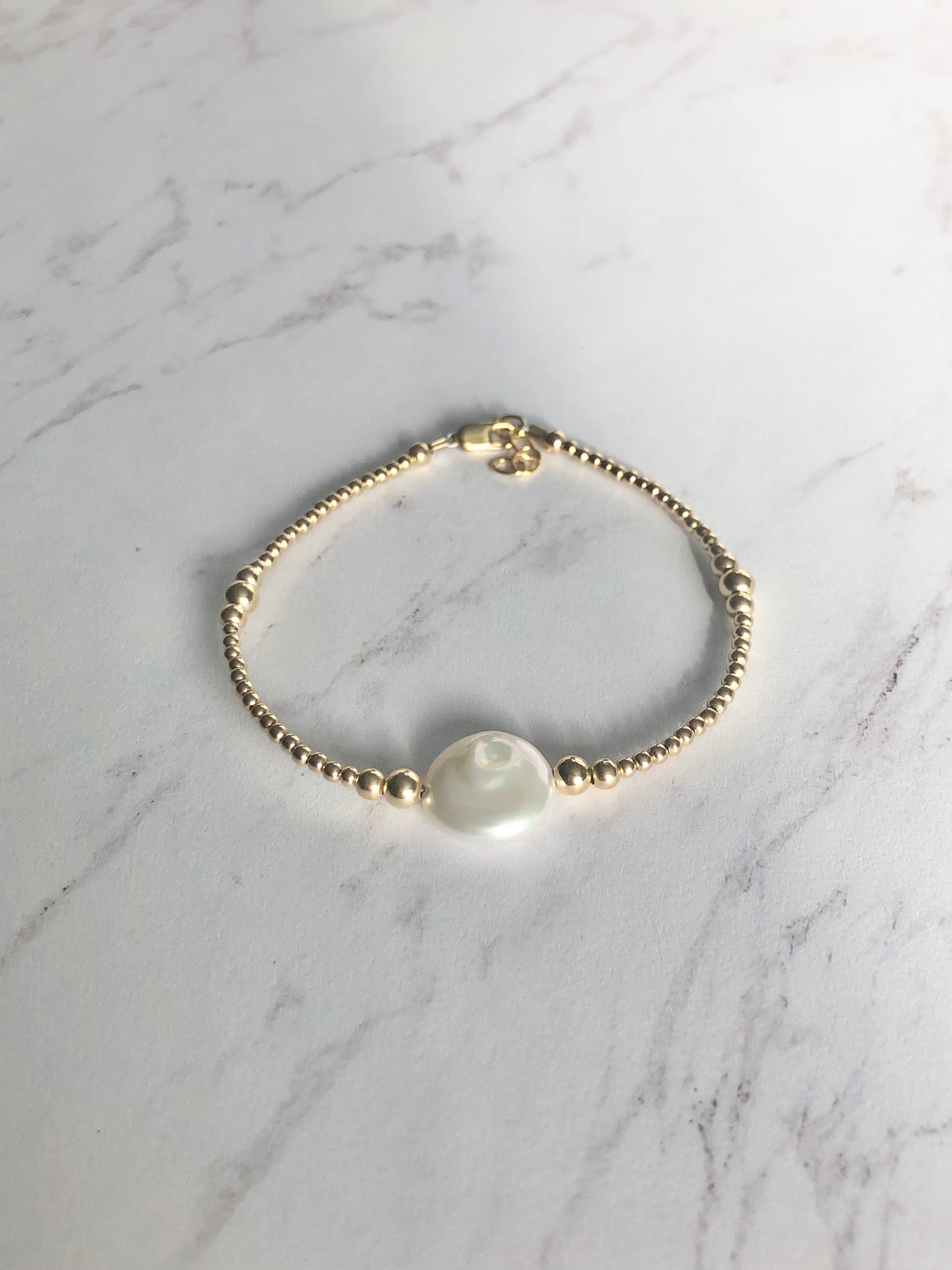 Solitaire Freshwater Pearl Coin Bracelet.