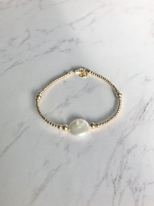 Solitaire Freshwater Pearl Coin Bracelet.